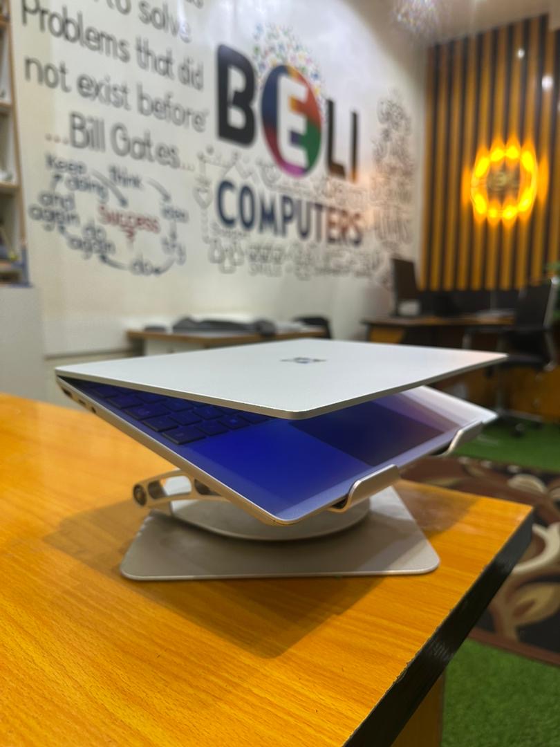 Surface Go 2 angle